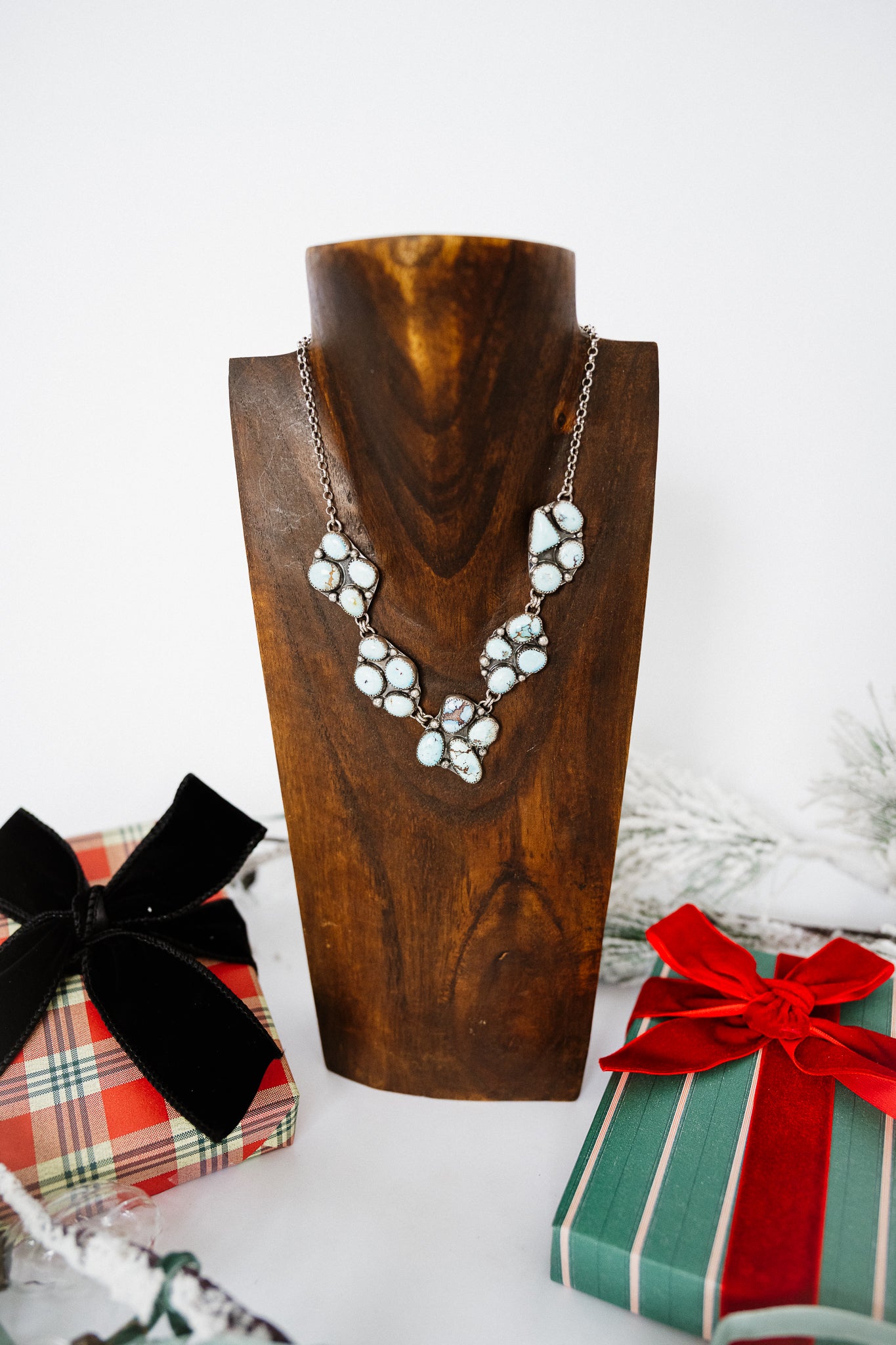 Golden Hills Mini Cluster Necklace